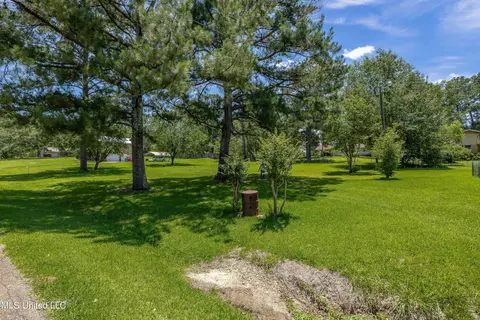 3968 Forest Lake Dr, Jackson, MS 39212 photo 5
