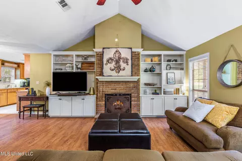 651 Oak Ridge Rd, Brandon, MS 39042 photo 3