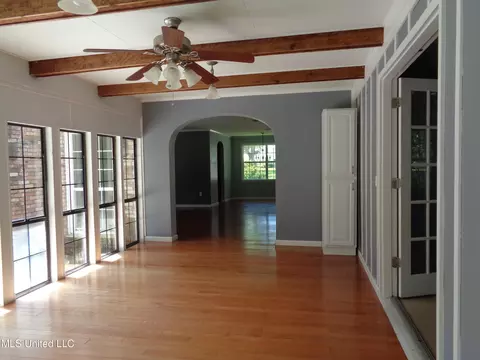 3019 Dantzler St, Moss Point, MS 39563 photo 8