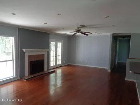 3019 Dantzler St, Moss Point, MS 39563 photo 7