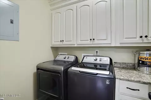 613 Belle Oak Ln, Brandon, MS 39042 photo 13