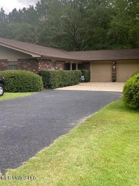 14124 Keebler Rd, Gulfport, MS 39503
