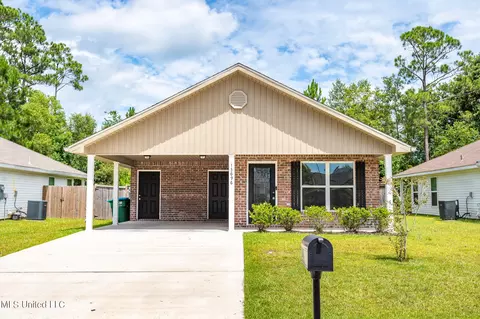 13696 Lawton Ln, Gulfport, MS 39503