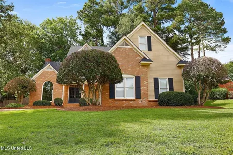 104 Santa Clara Dr, Clinton, MS 39056