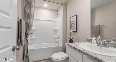 1041 Enclave Cir, Long Beach, MS 39560 photo 12