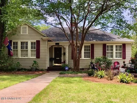 1739 Devine St, Jackson, MS 39202 photo 2