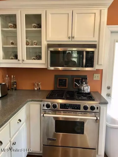 1739 Devine St, Jackson, MS 39202 photo 13