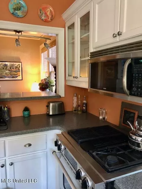 1739 Devine St, Jackson, MS 39202 photo 14