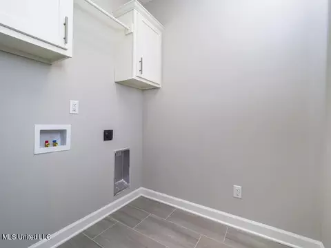 2966 Melanie Cv, Nesbit, MS 38651 photo 13