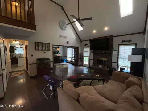 4230 N Windermere Rd, Nesbit, MS 38651 photo 3