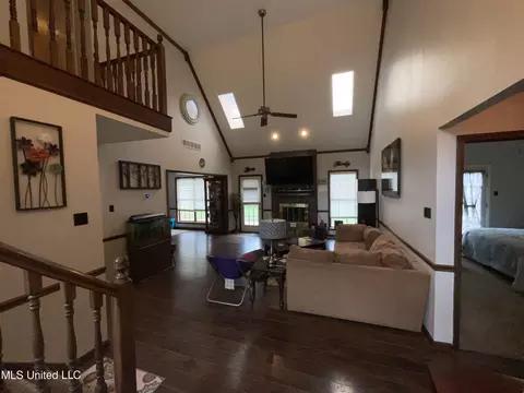 4230 N Windermere Rd, Nesbit, MS 38651 photo 2