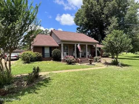 103 Ridge Park Pl, Raymond, MS 39154