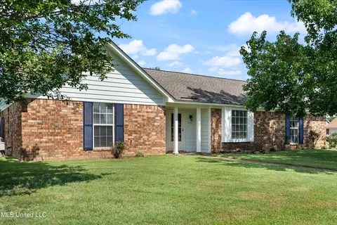 7117 Tudor Ln, Horn Lake, MS 38637
