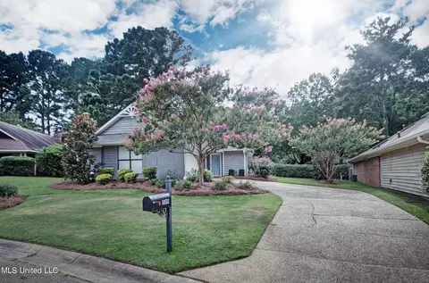 509 Bedford Cir, Madison, MS 39110