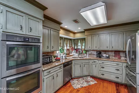 131 Hillcroft Pl, Jackson, MS 39211 photo 16