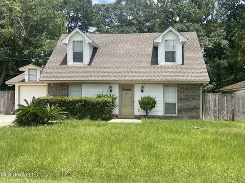 12204 Ollie Rd, Gulfport, MS 39503