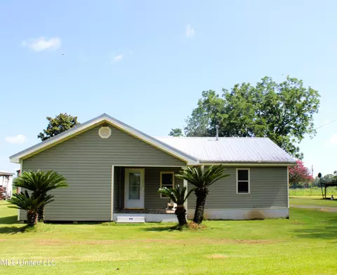 3160 Stonecypher Rd, Lucedale, MS 39452