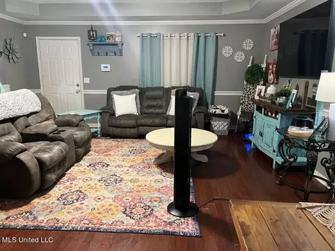 726 Tatum Dr, Florence, MS 39073 photo 3
