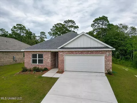720 Waters View Dr, Biloxi, MS 39532 photo 3