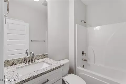 720 Waters View Dr, Biloxi, MS 39532 photo 29