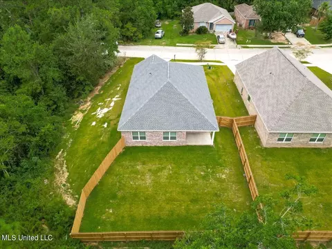 720 Waters View Dr, Biloxi, MS 39532 photo 38