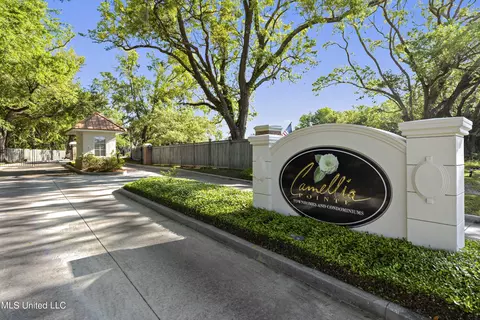 416 Elegans Ct #416, Ocean Springs, MS 39564