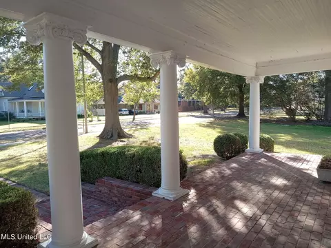 207 E Percy St, Indianola, MS 38751 photo 13