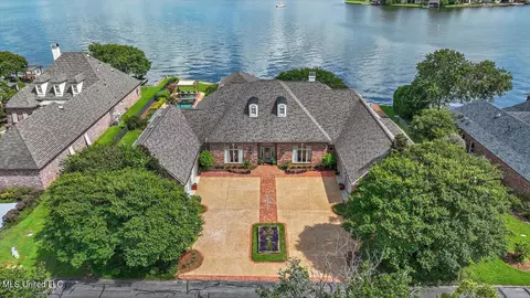 192 Belle Pointe, Madison, MS 39110