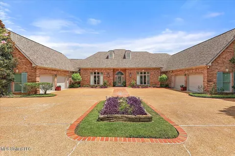 192 Belle Pointe, Madison, MS 39110 photo 2