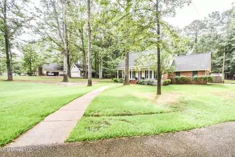 2268 Almar Rd, Florence, MS 39073
