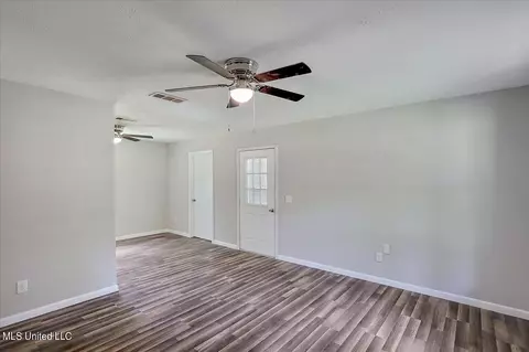Bedroom - 1491 Steadman Rd, Morton, MS 39117 photo 2 of 6