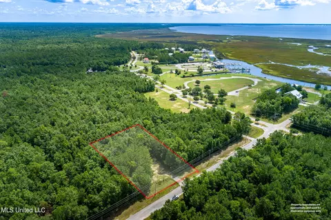 Akoko Street, Diamondhead, MS 39525