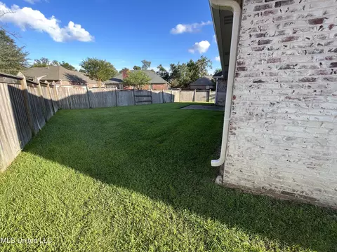 228 E Pinebrook Dr, Brandon, MS 39047 photo 33