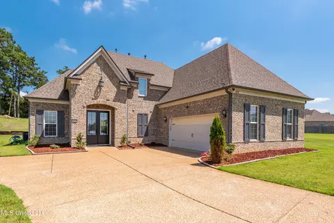 8212 Jack Thomas Cv, Olive Branch, MS 38654