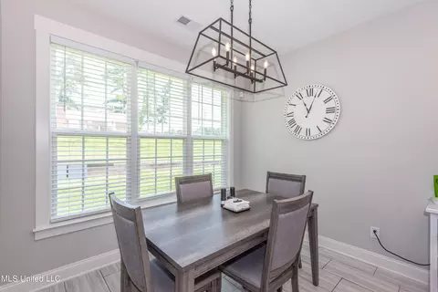 8212 Jack Thomas Cv, Olive Branch, MS 38654 photo 8