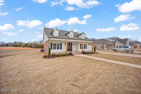 7560 Crosswinds Blvd, Hernando, MS 38632 photo 2