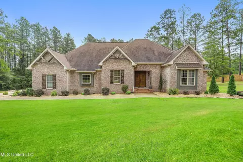 131 Sandstone Rdg, Lucedale, MS 39452