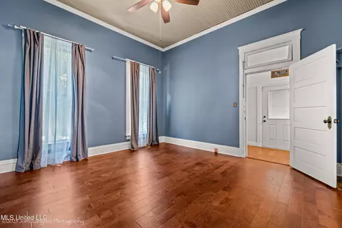 409 Railroad St, Como, MS 38619 photo 9