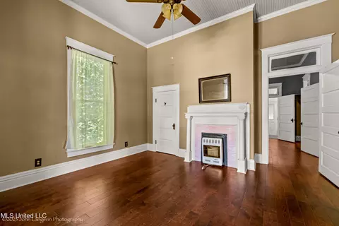 409 Railroad St, Como, MS 38619 photo 7