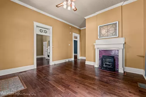409 Railroad St, Como, MS 38619 photo 5