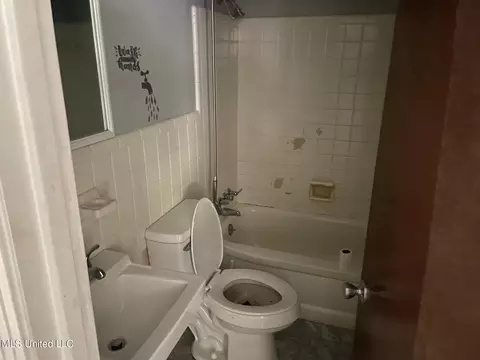250 Pimlico Pl, Jackson, MS 39211 photo 7