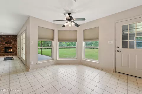 5000 Six S Dr, Picayune, MS 39466 photo 13