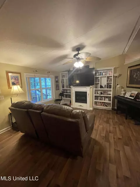 5970 Compress Rd, Como, MS 38619 photo 6