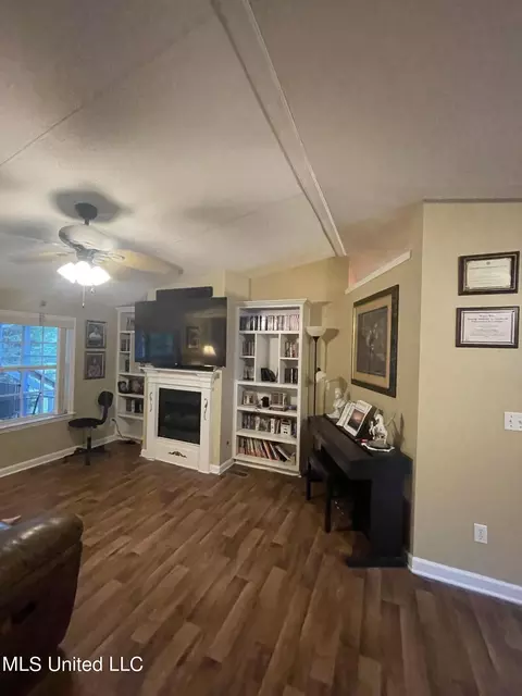 5970 Compress Rd, Como, MS 38619 photo 5