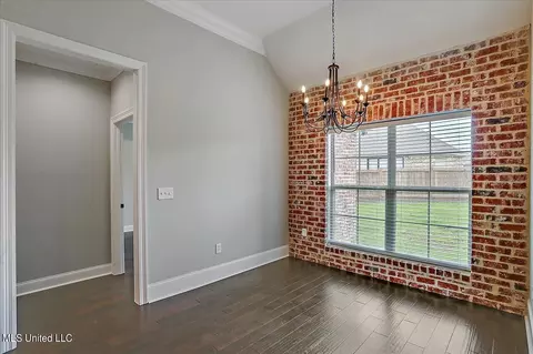 704 Queens Ct, Flowood, MS 39232 photo 11
