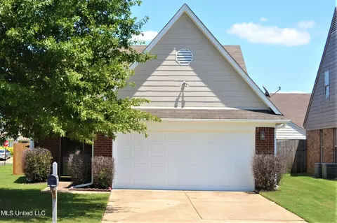 5402 Pollard Dr, Southaven, MS 38671
