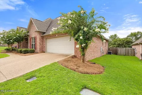 208 Eastside Ln, Brandon, MS 39047 photo 3