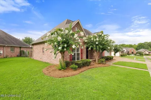 208 Eastside Ln, Brandon, MS 39047 photo 2