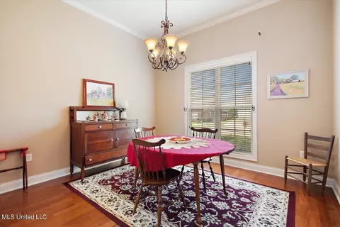 208 Eastside Ln, Brandon, MS 39047 photo 9