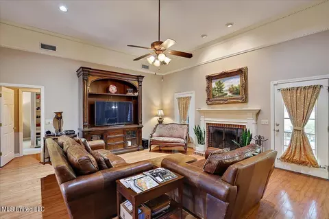 116 Concord Dr, Clinton, MS 39056 photo 7